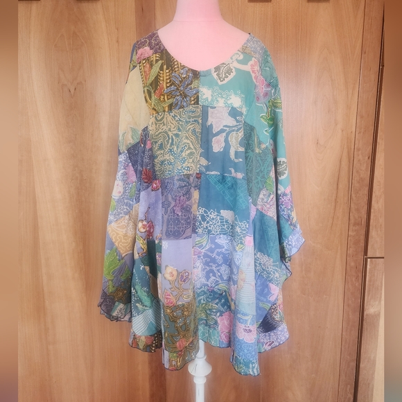 Ruffled Patchwork Poncho, Blue Story - Picture 2 of 9